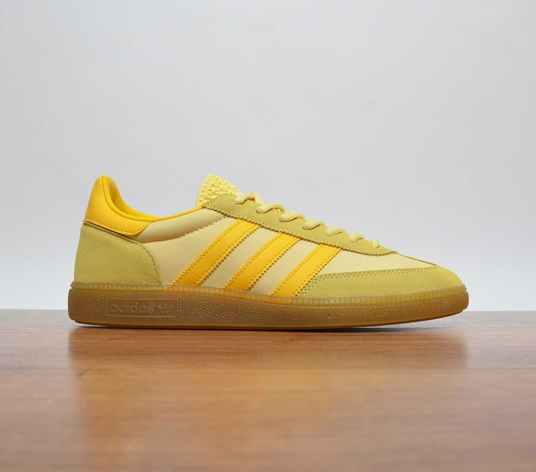 кроссовки adidas originals handball spezial,adidas originals handball spezial,adidas handball spezial,адидас самба желтые,кроссовки adidas original spezial