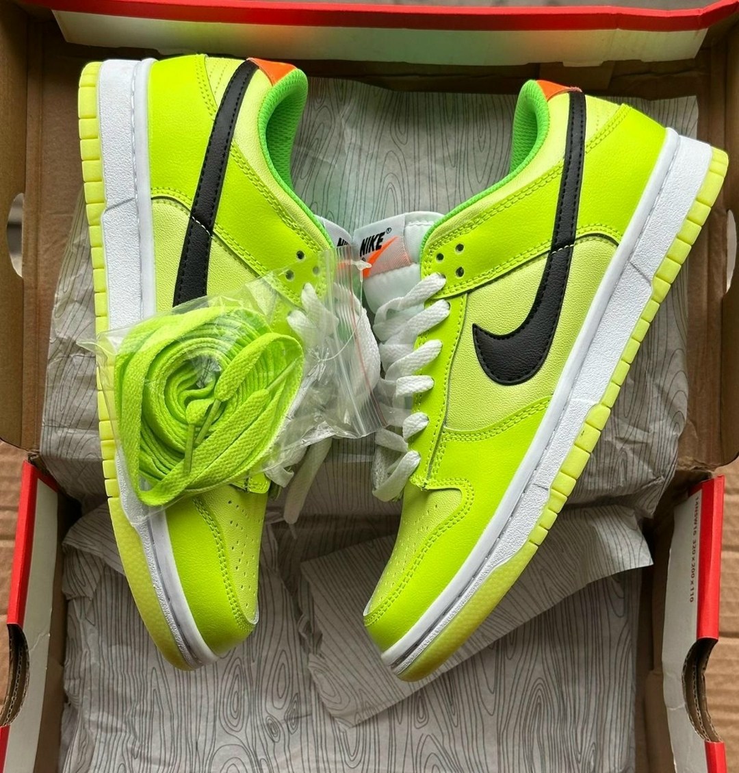 nike dunk low,nike sb dunk low 'green apple',кроссовки nike,кроссовки nike sb dunk low green apple,nike dunk low зелёно оранжевые