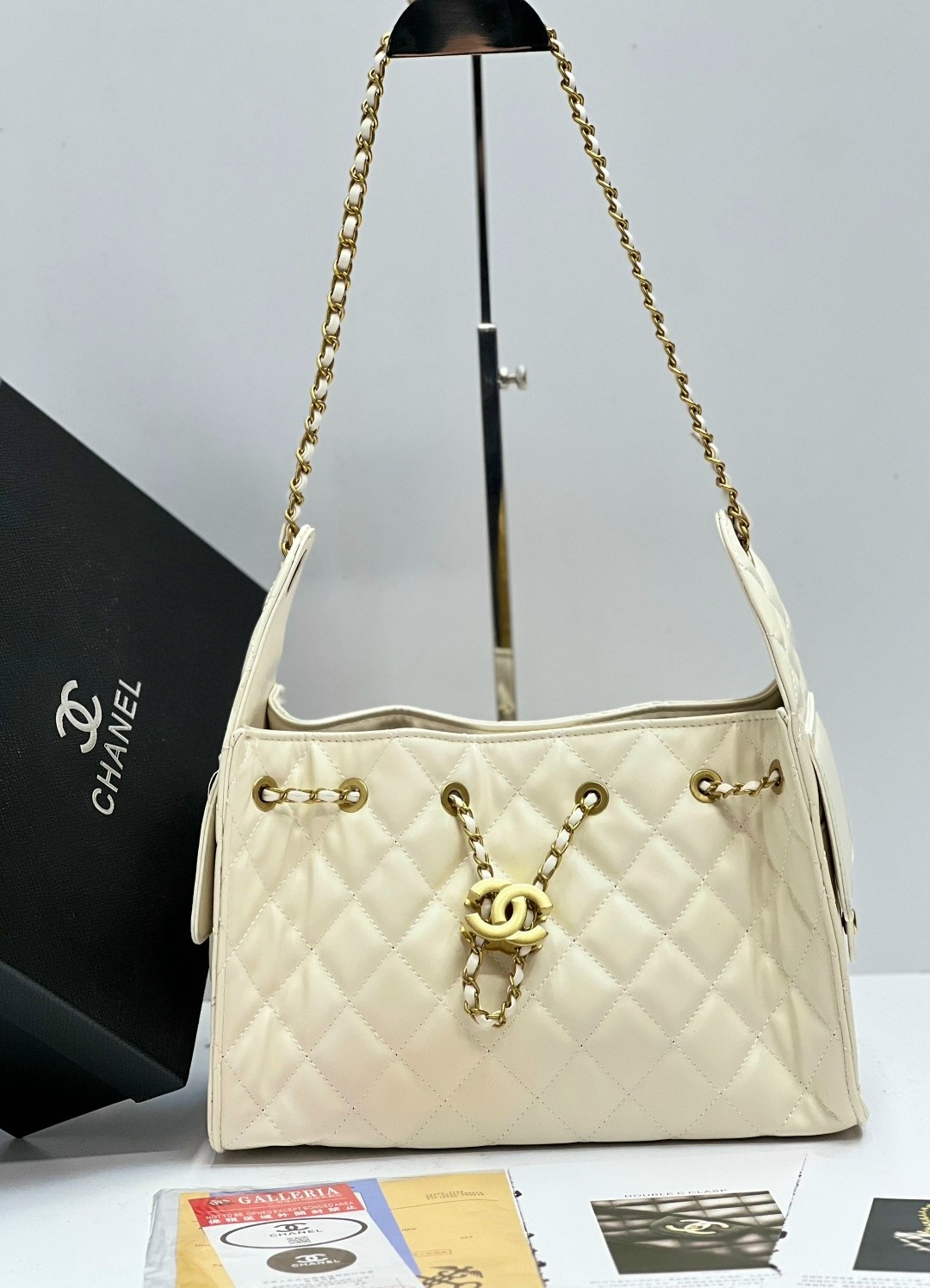 сумка chanel,женская сумка chanel,сумка шанель,сумка шанель оригинал,сумка шанель бежевая