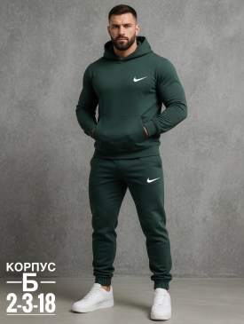 Костюм