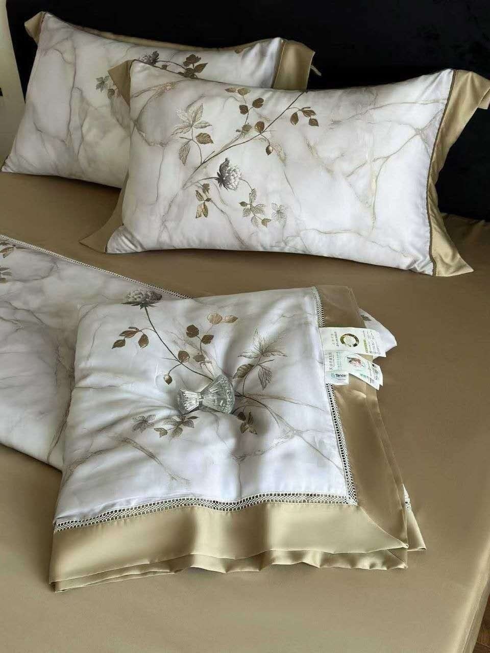 постельное белье с одеялом blumarine,комплект постельного белья с одеялом blumarine,постельное белье blumarine люкс сатин,blumarine комплект постельного белья,постельное белье blumarine