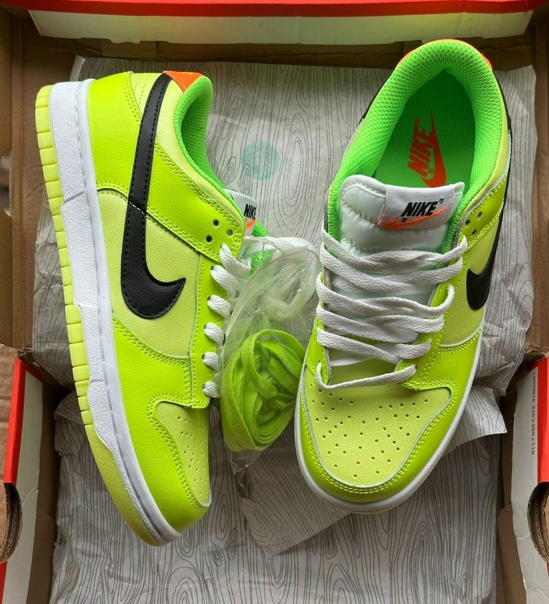 nike dunk low,nike sb dunk low 'green apple',кроссовки nike,кроссовки nike sb dunk low green apple,nike dunk low зелёно оранжевые