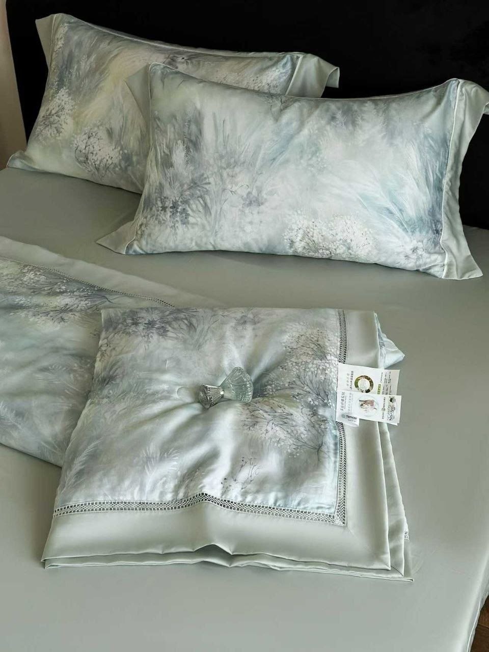 постельное белье с одеялом blumarine,комплект постельного белья с одеялом blumarine,постельное белье blumarine люкс сатин,blumarine комплект постельного белья,постельное белье blumarine