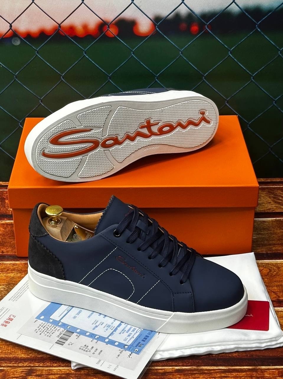 ,кроссовки santoni,синие кожаные кроссовки brunello cucinelli,кроссовки мужские люкс,кроссовки мужские