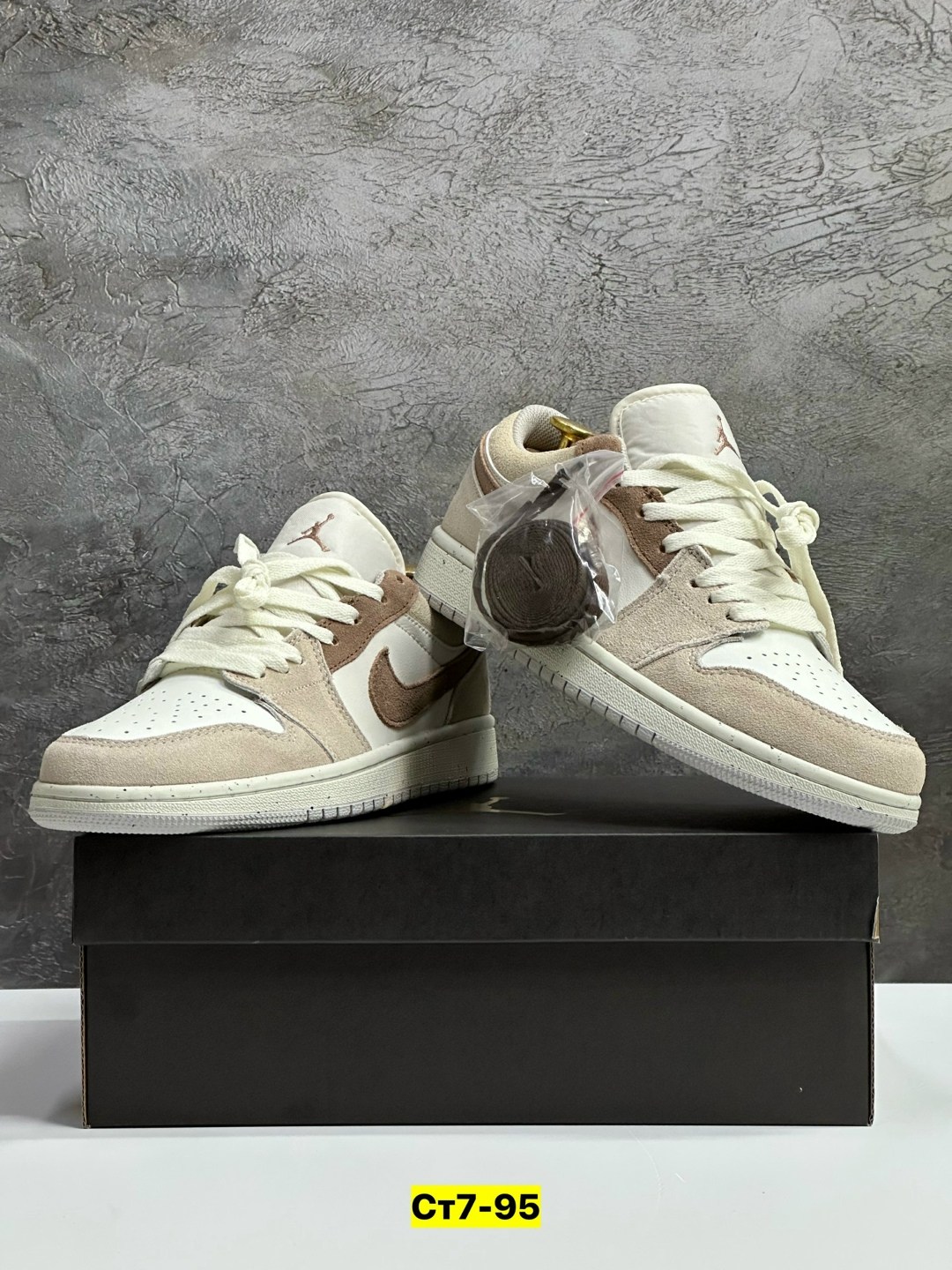 кроссовки,спортивная ,nike air jordan 1 low se,кроссовки air jordan 1 low,кроссовки nike air jordan 1 low