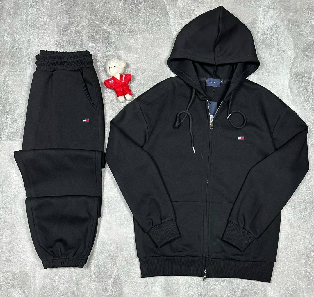 спортивный костюм tommy hilfiger,мужской спортивный костюм на флисе tommy hilfiger,спортивный костюм kiton,костюм tommy hilfiger,спортивный костюм томми хилфигер