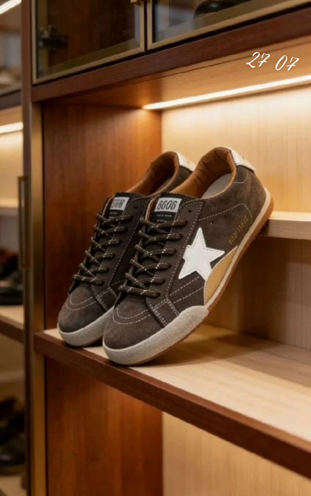 кеды golden goose,golden goose кеды super-star с эффектом потертости коричневый,кроссовки golden goose,,кеды super-star classic golden goose коричневый