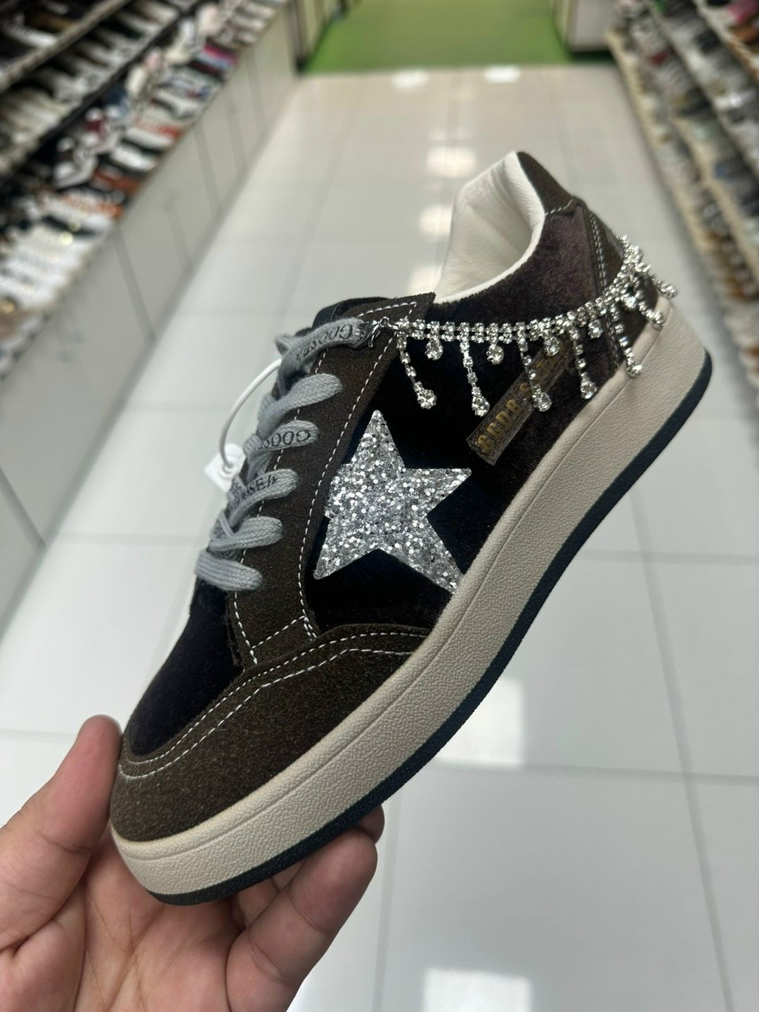 ,кеды golden goose,golden goose высокие кеды,кеды golden goose женские,кроссовки со звездами