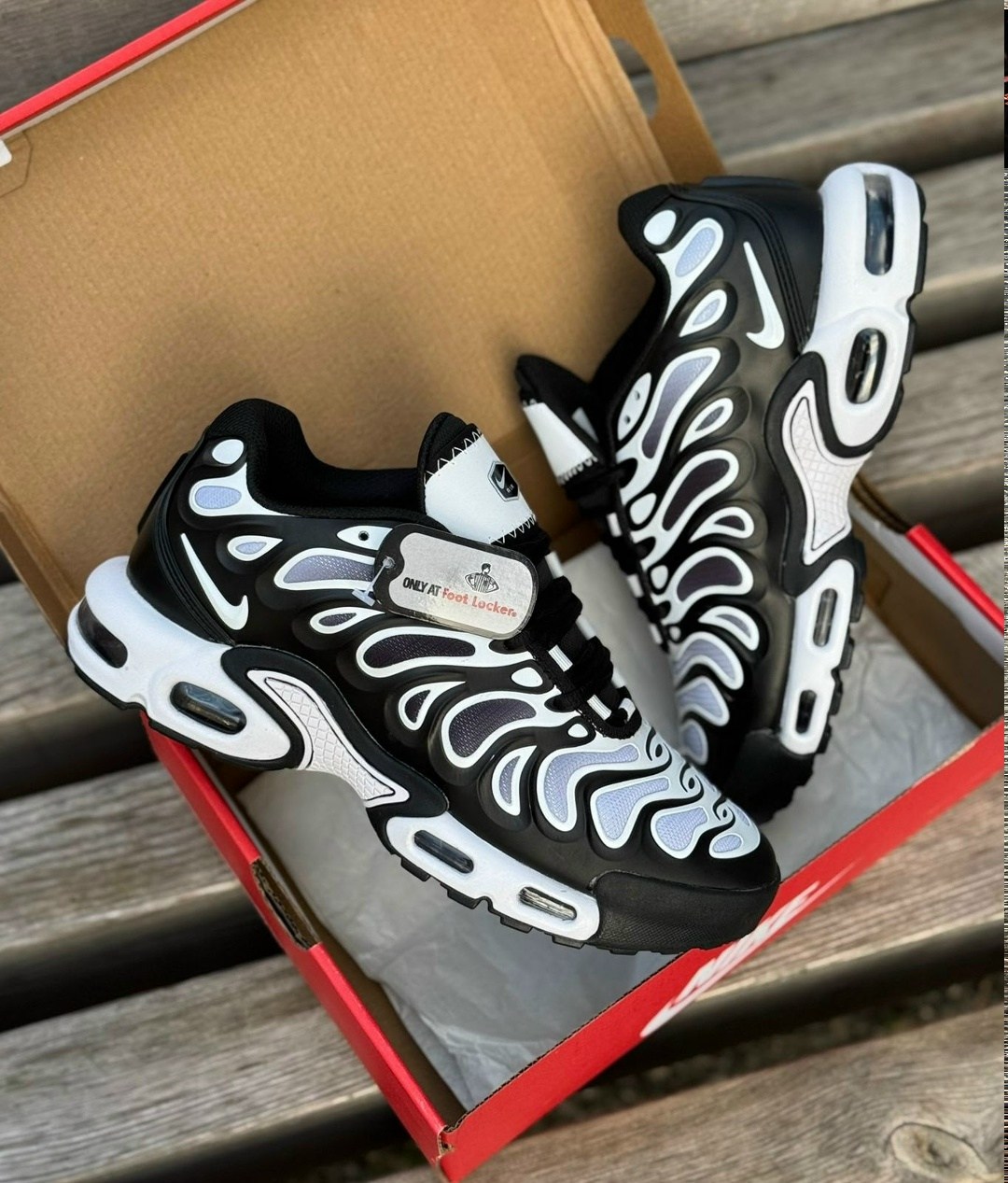 кроссовки nike air max tn plus,кроссовки nike air max plus,nike air max tn plus,кроссовки nike air max plus tn nike,nike air max tn plus drift