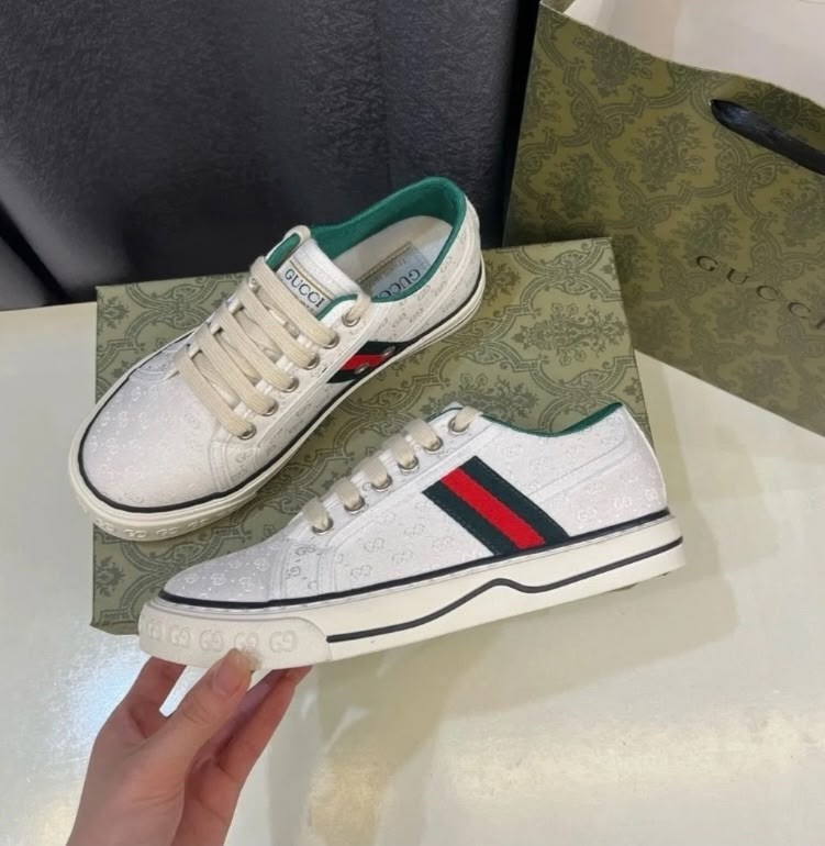 гуччи кеды,кроссовки gucci,кеды gucci,гуччи ,кеды гуччи образ