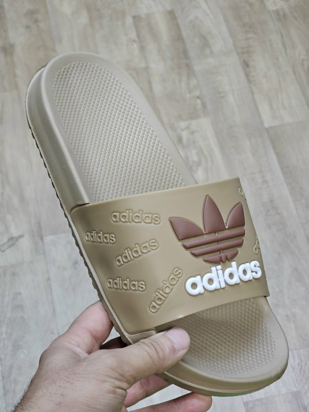 шлепанцы adidas,сланцы adidas,adidas originals adilette lite,шлепанцы adidas mungo 010629,шлепанцы adidas originals adilette lite