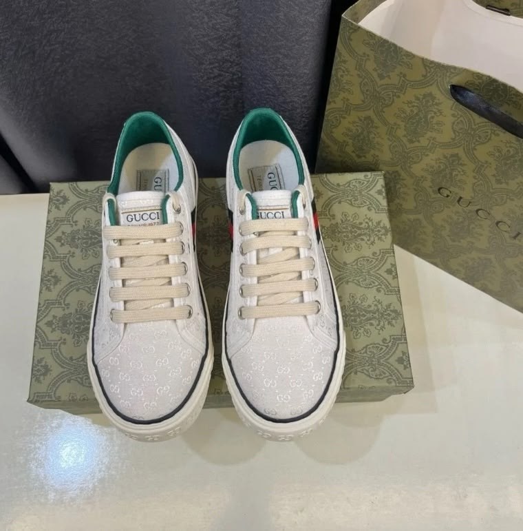 гуччи кеды,кроссовки gucci,кеды gucci,гуччи ,кеды гуччи образ