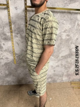 Костюм