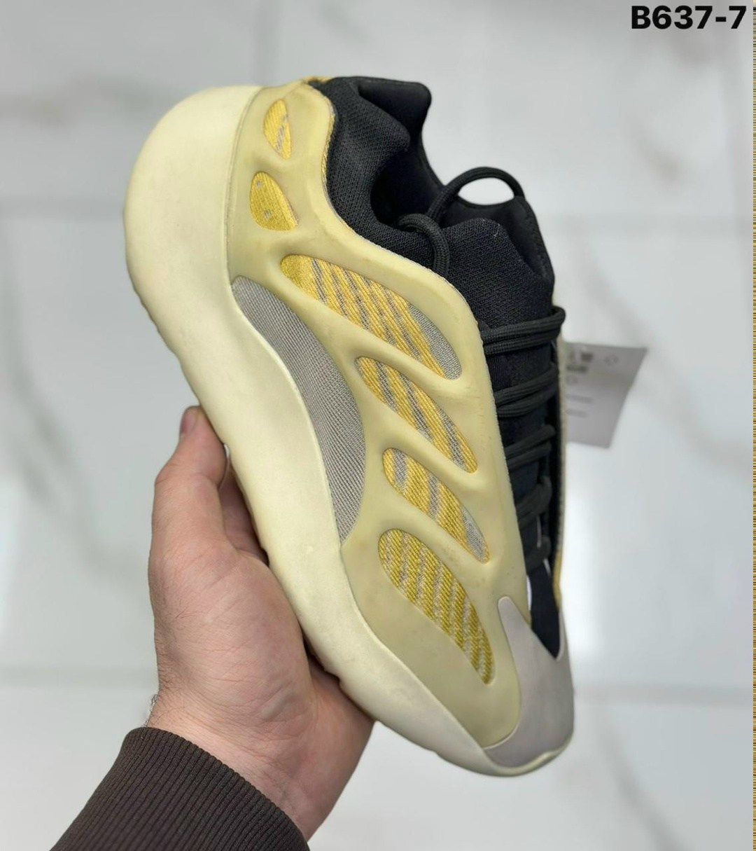 кроссовки adidas yeezy boost 700 v3,adidas yeezy boost 700 v 3,кроссовки adidas yeezy boost 700,adidas yeezy boost 700,adidas yeezy 700 v3 kyanite