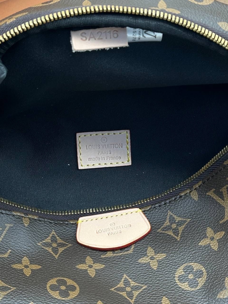 поясная сумка louis vuitton,сумка женская louis vuitton,напоясная сумка луи виттон,louis vuitton сумка на пояс,поясная сумка луивитон