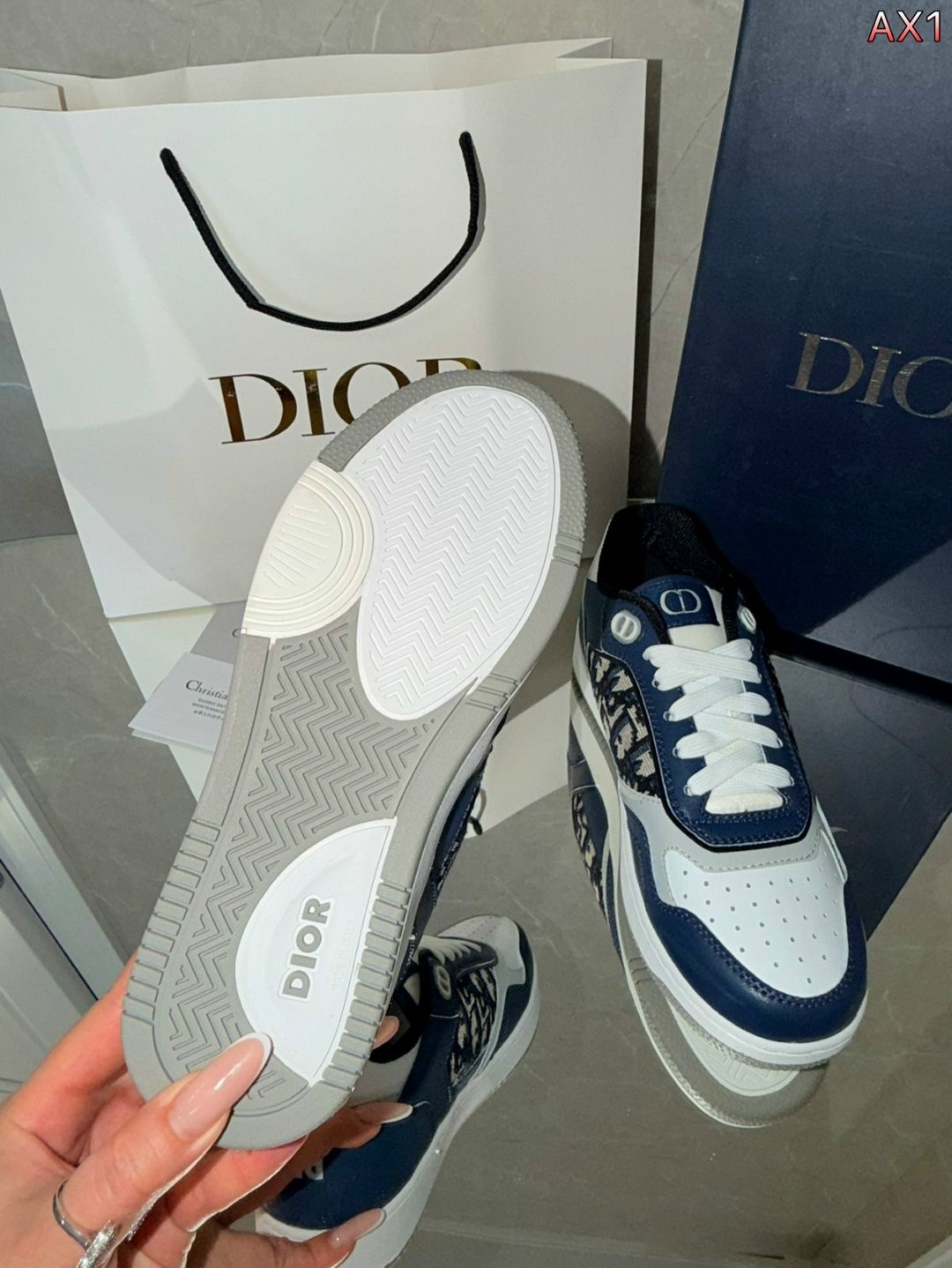 кроссовки dior christian,кроссовки dior,кроссовки dior b27 low dior oblique - blue grey,кроссовки dior спортивная  для активного отдыха,кроссовки мужские dior