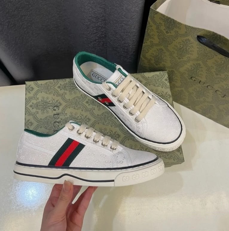 гуччи кеды,кроссовки gucci,кеды gucci,гуччи ,кеды гуччи образ