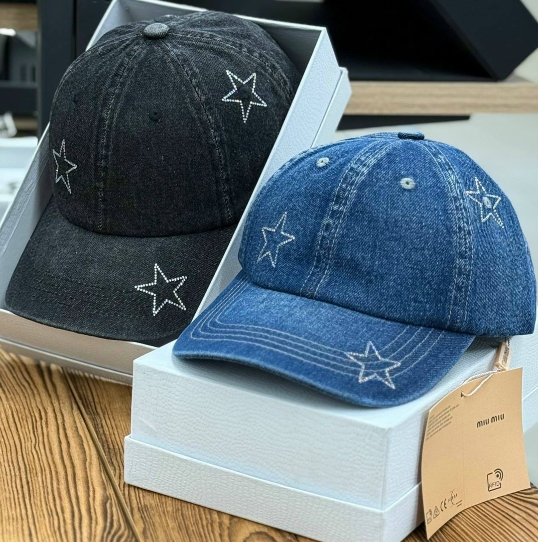 джинсовая бейсболка,женская бейсболка,джинсовая кепка,джинсовая кепка женская со стразами на прозрачном фоне,бейсболка