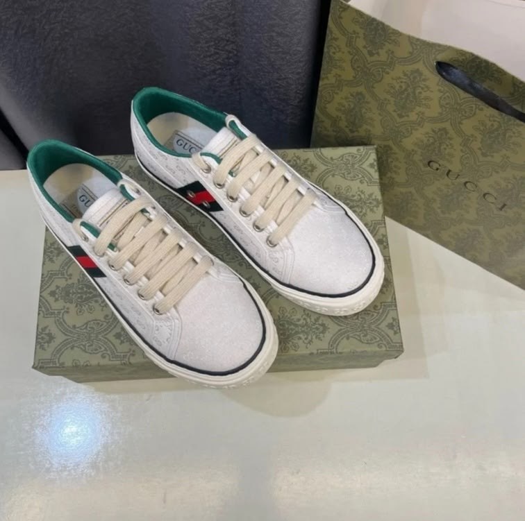 гуччи кеды,кроссовки gucci,кеды gucci,гуччи ,кеды гуччи образ