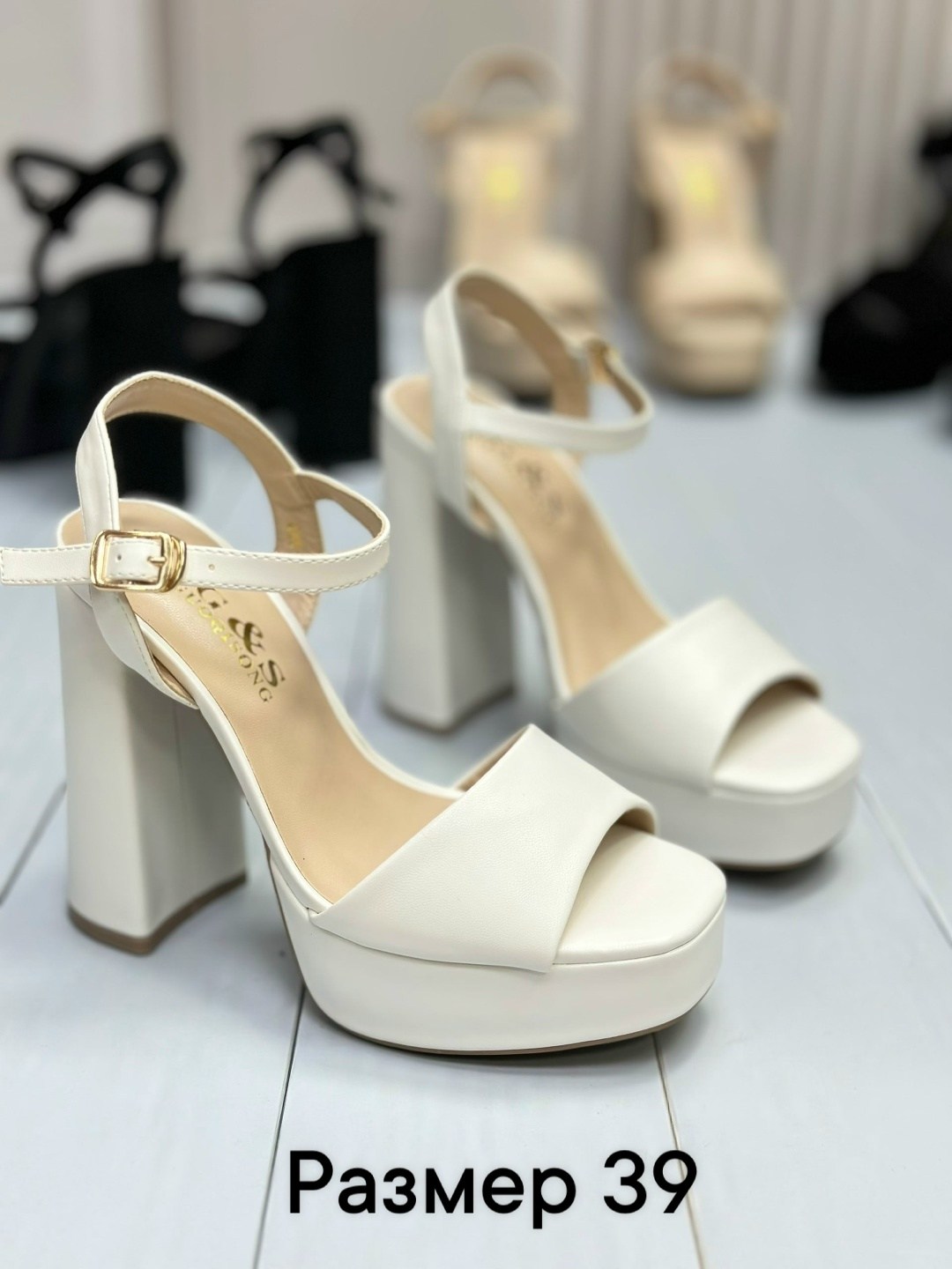 туфли alaia,женские туфли,босоножки alaia,,туфли женские на каблуках