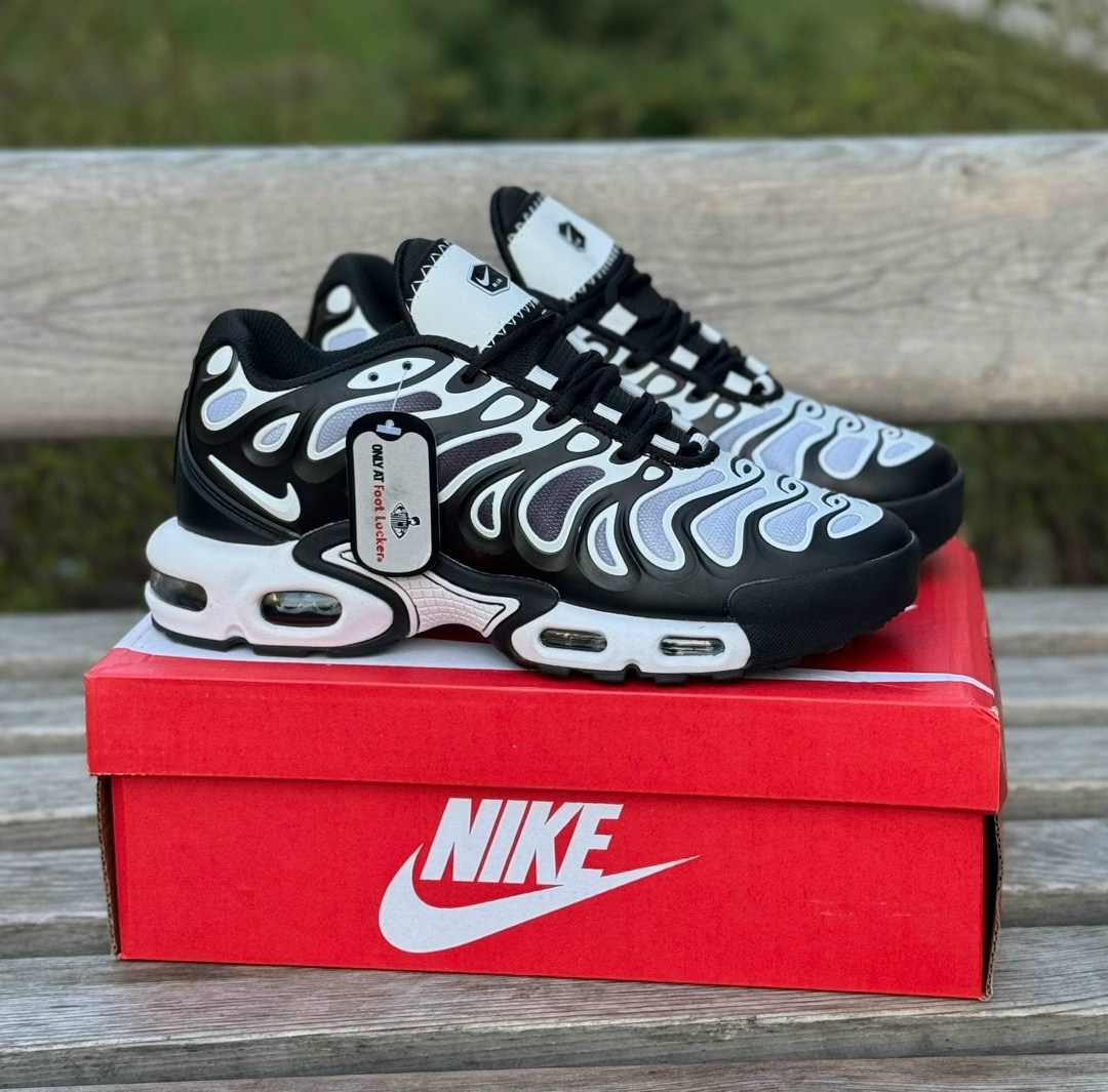 кроссовки nike air max tn plus,кроссовки nike air max plus,nike air max tn plus,кроссовки nike air max plus tn nike,nike air max tn plus drift