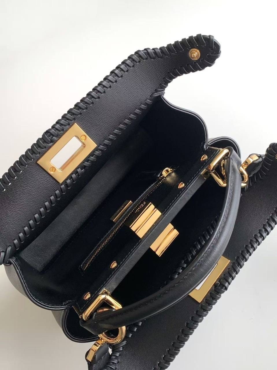 сумка fendi,женская сумка fendi,сумка фенди,сумка fendi peekaboo,fendi сумка на плечо