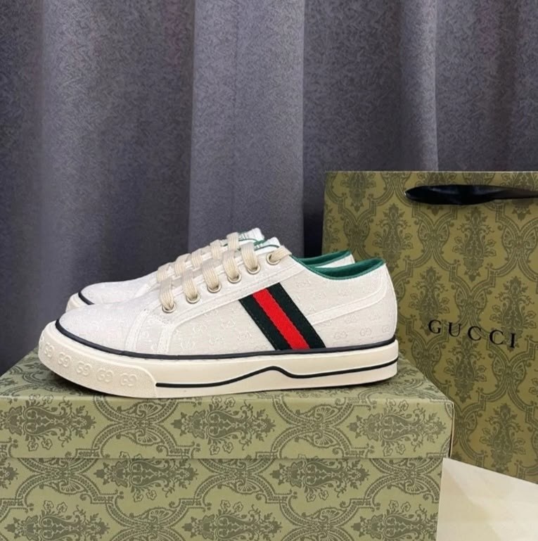 гуччи кеды,кроссовки gucci,кеды gucci,гуччи ,кеды гуччи образ