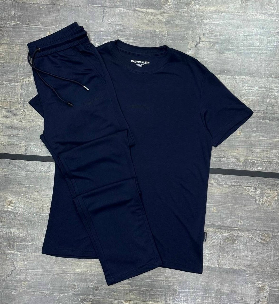 спортивный костюм calvin klein,повседневный костюм,мужская мода,костюм мужской,костюм мужской спортивный