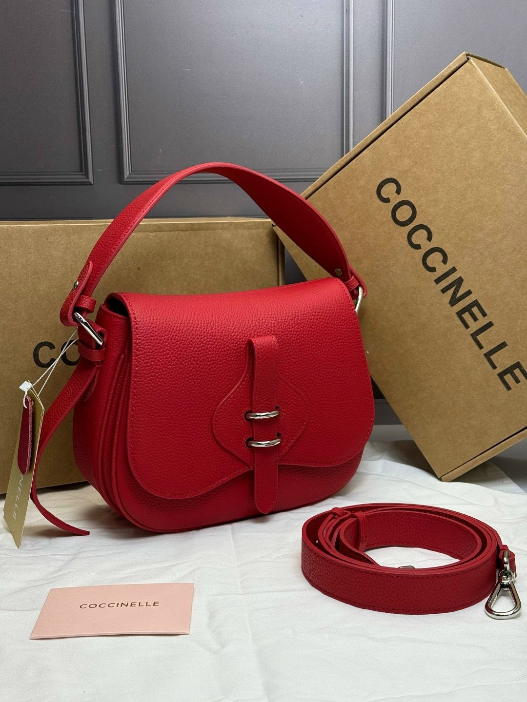 сумка coccinelle,coccinelle сумка на плечо кросс-боди beat soft,coccinelle сумка женская,сумка coccinelle через плечо,сумка женская брендовая
