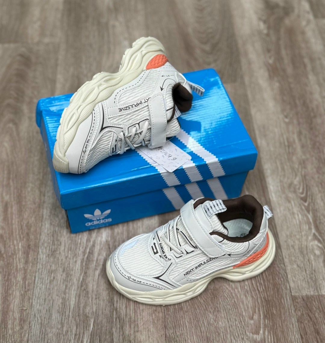 кроссовки adidas,adidas кроссовки женские,кроссовки женские adidas falcon,кроссовки белые adidas,кроссовки
