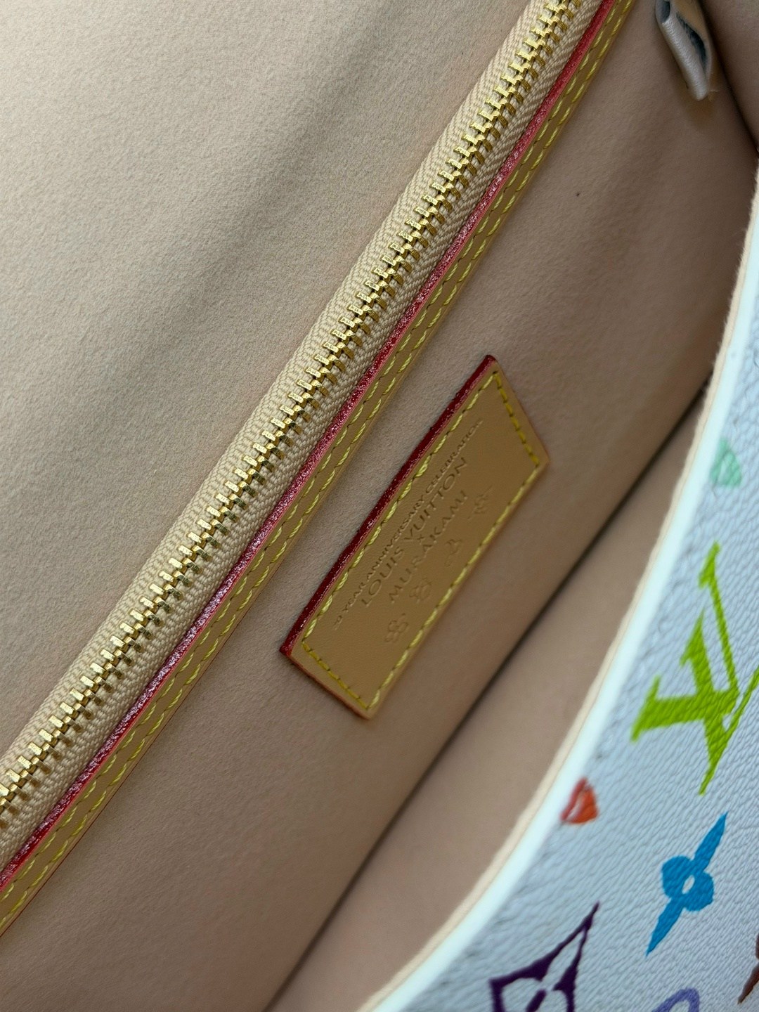 сумка louis vuitton,сумка луи виттон белая,louis vuitton сумка на плечо,сумка луи виттон маленькая,сумка женская louis vuitton натуральная кожа