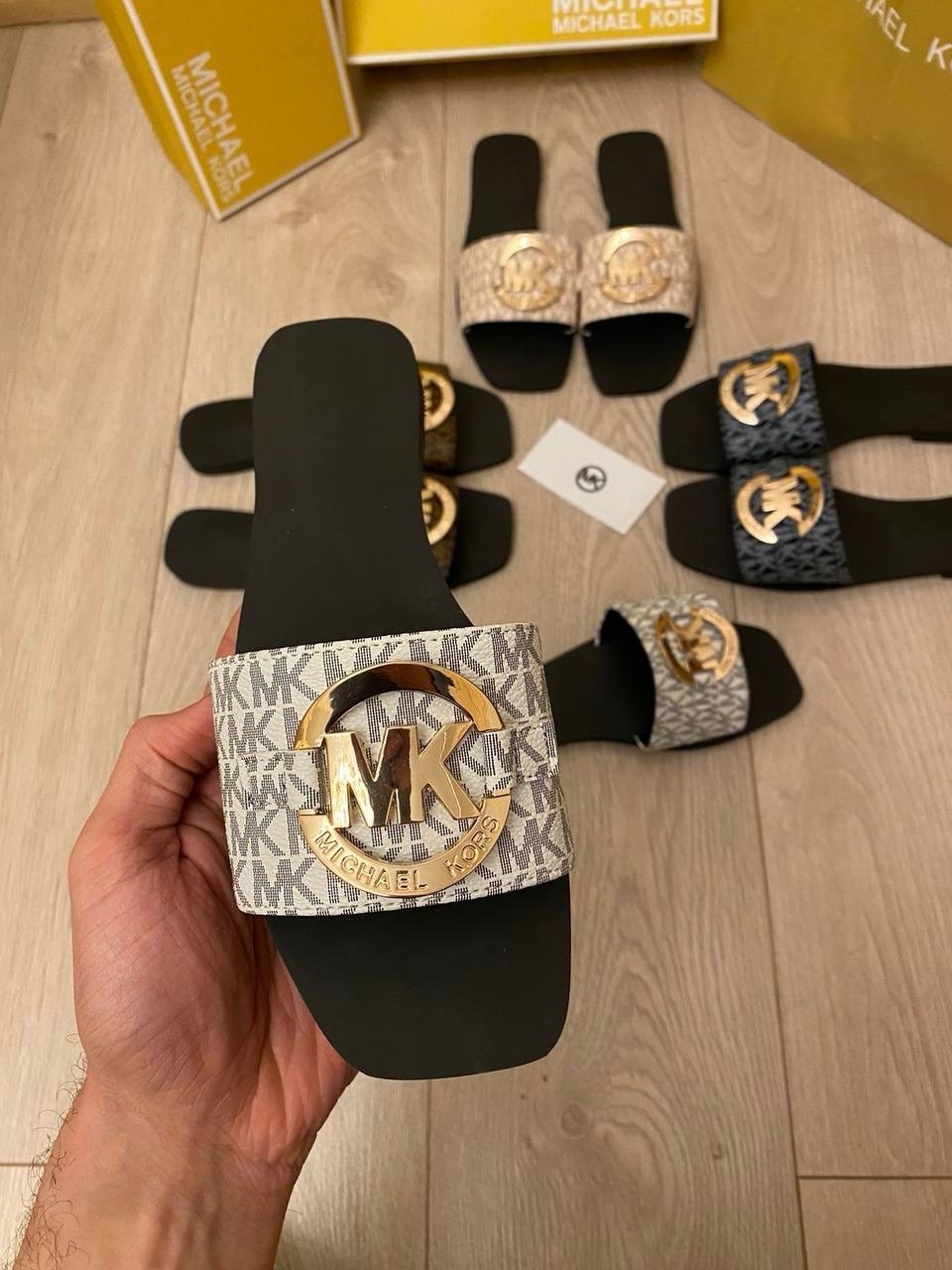 шлепанцы женские,босоножки michael kors,шлепки майкл корс,,женские шлепанцы летние