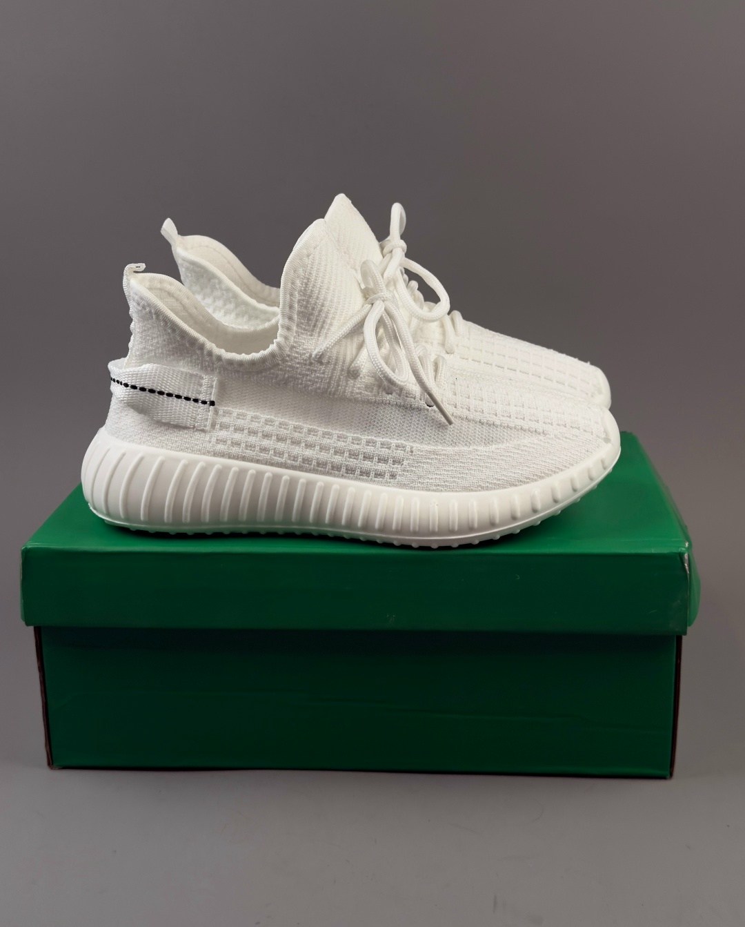 кроссовки изики женские настоящие,кроссовки,кроссовки изики женские,adidas yeezy boost 350 v2 white,кроссовки летние буст
