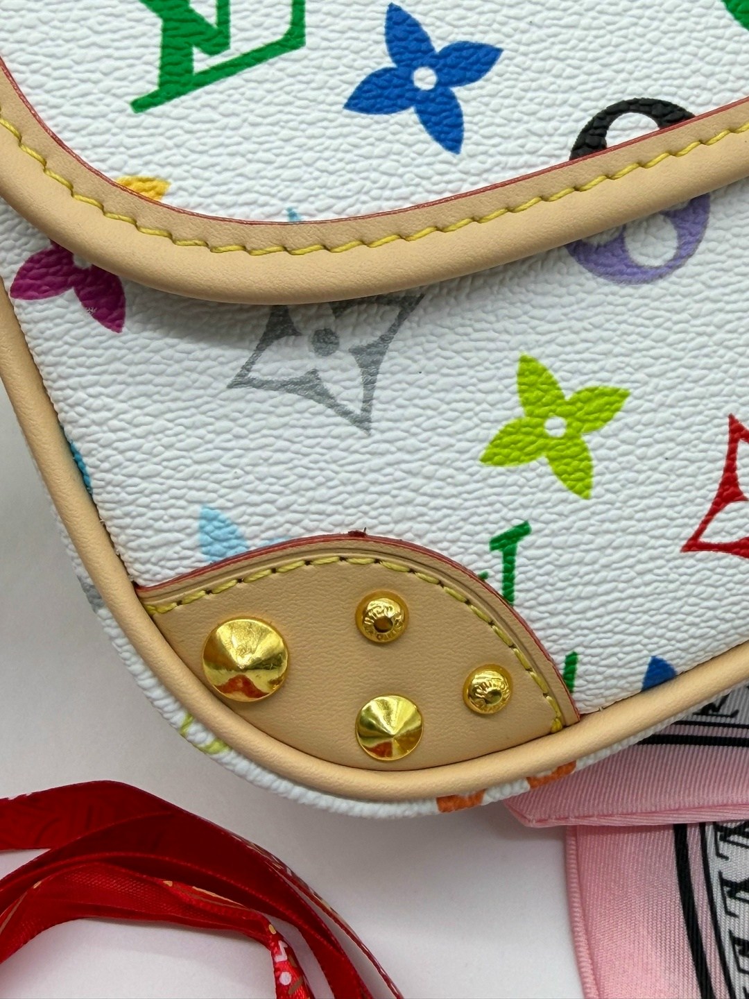 сумка louis vuitton,сумка луи виттон белая,louis vuitton сумка на плечо,сумка луи виттон маленькая,сумка женская louis vuitton натуральная кожа