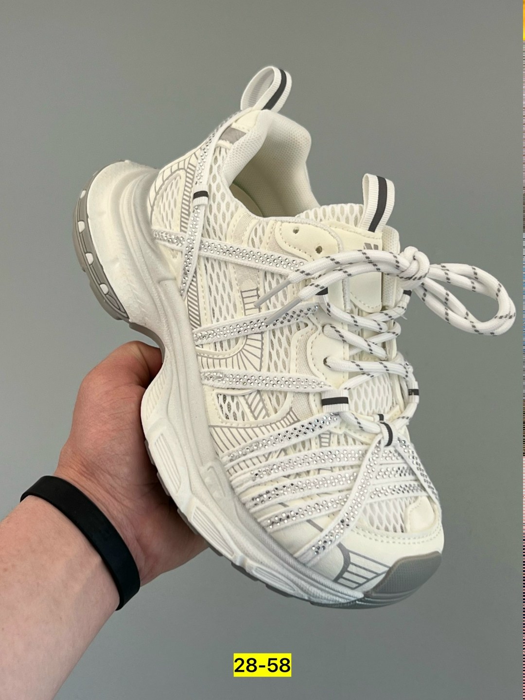 женские кроссовки,кроссовки женские balenciaga,кроссовки balenciaga,кроссовки массивные,массивные кроссовки женские