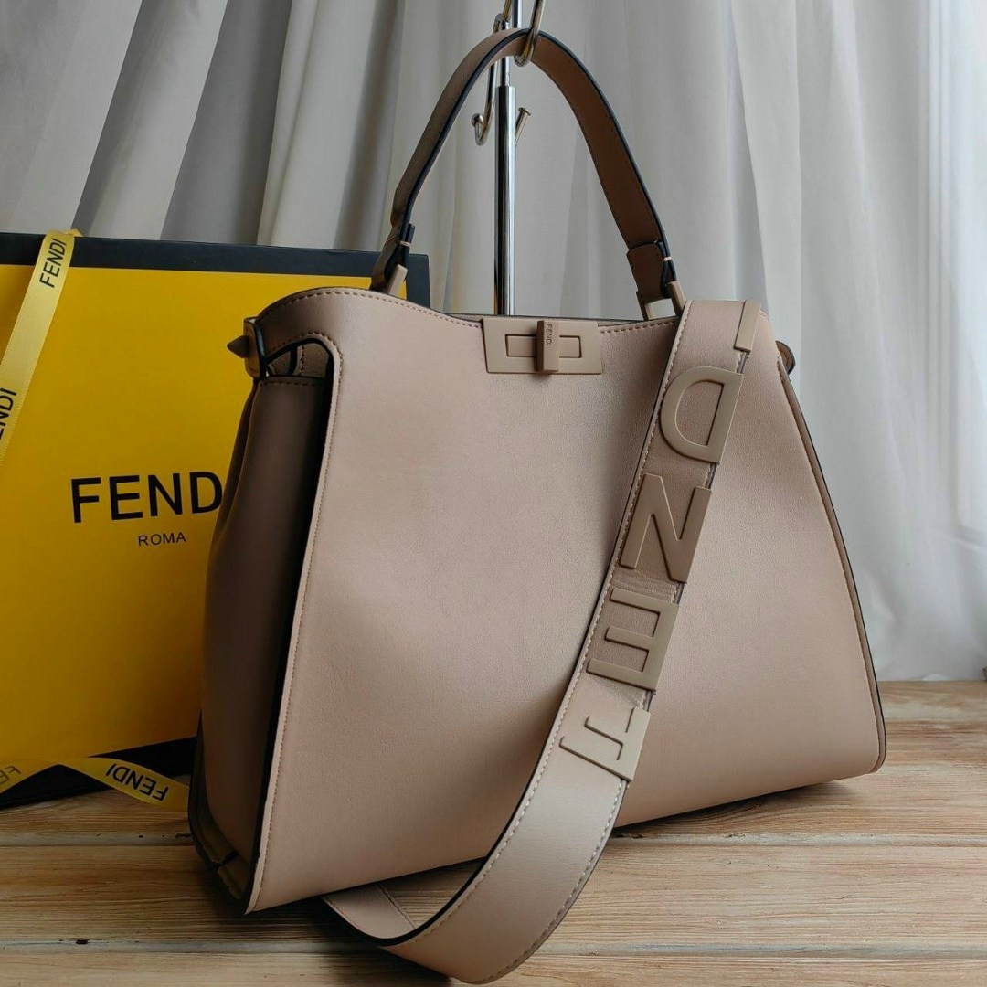женская сумка fendi,сумка fendi peekaboo,сумка фенди люкс,cумка fendi,сумка фенди
