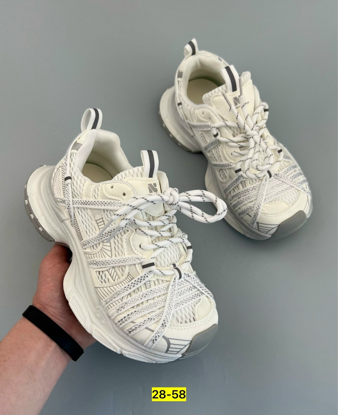 женские кроссовки,кроссовки женские balenciaga,кроссовки balenciaga,кроссовки массивные,массивные кроссовки женские