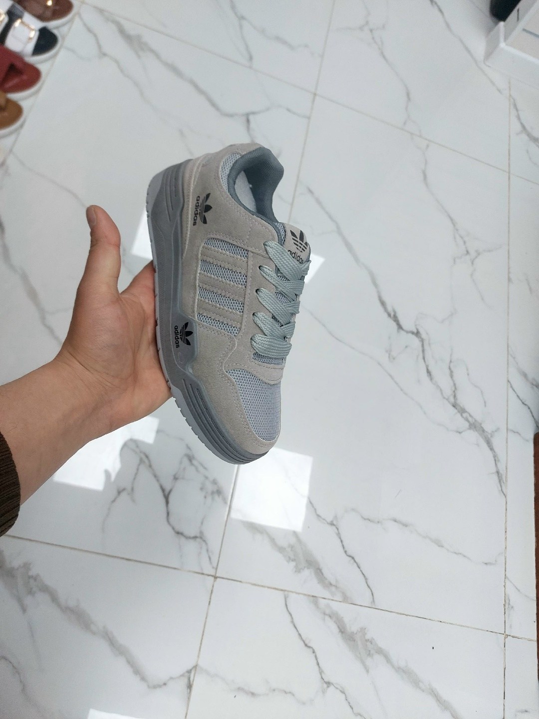 кроссовки женские adidas,кроссовки женскиe,,кроссовки adidas,кроссовки для женщин