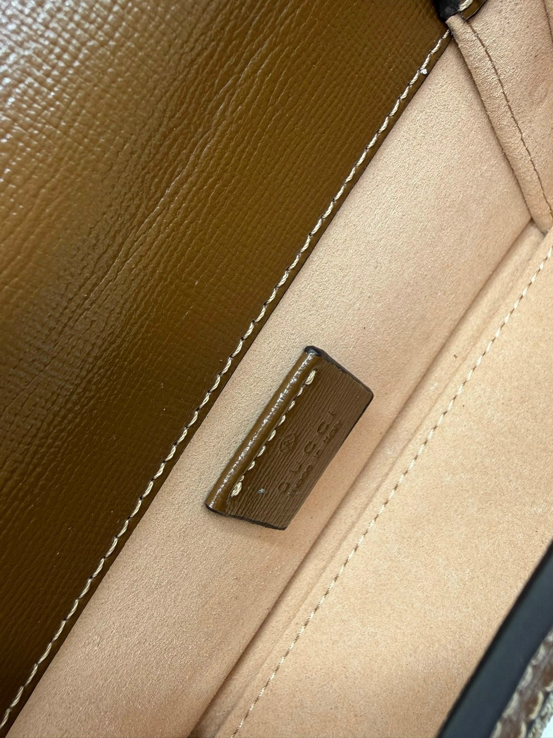 сумка gucci,женская сумка gucci,сумочка кросс боди гуччи,сумочка гуччи,gucci сумка на плечо