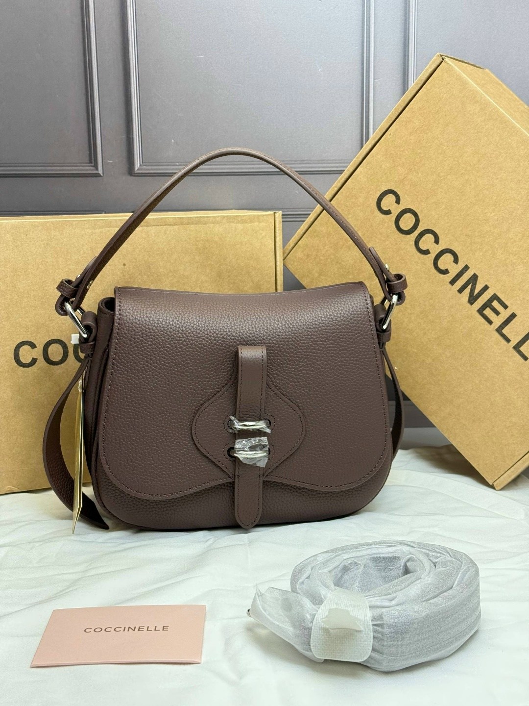 сумка coccinelle,coccinelle сумка на плечо кросс-боди beat soft,coccinelle сумка женская,сумка coccinelle через плечо,сумка женская брендовая