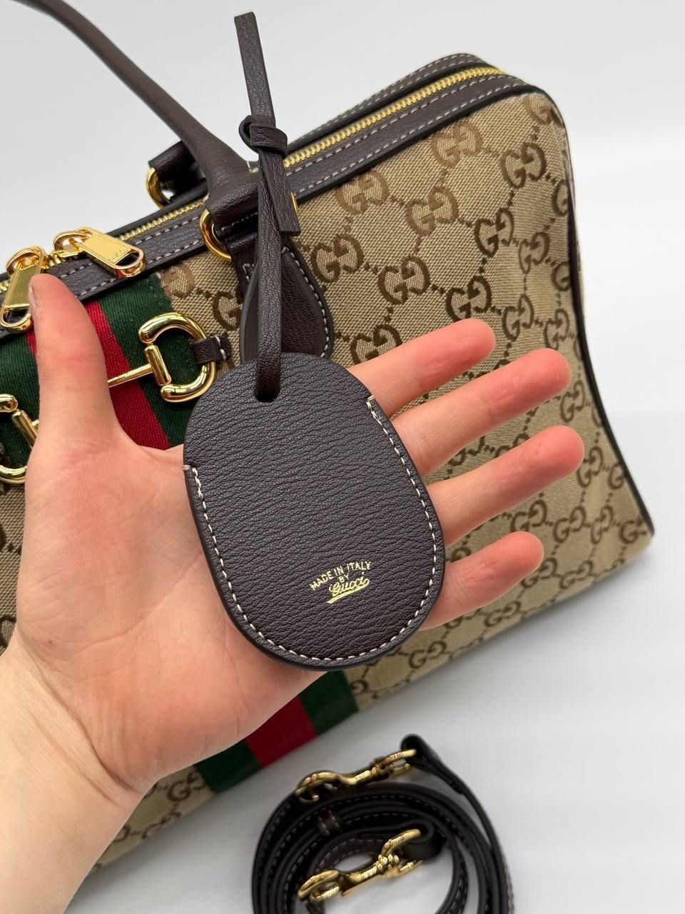 сумки гуччи,gucci сумка,сумка гуччи оригинал,гуччи сумка женская,дорожная сумка гуччи