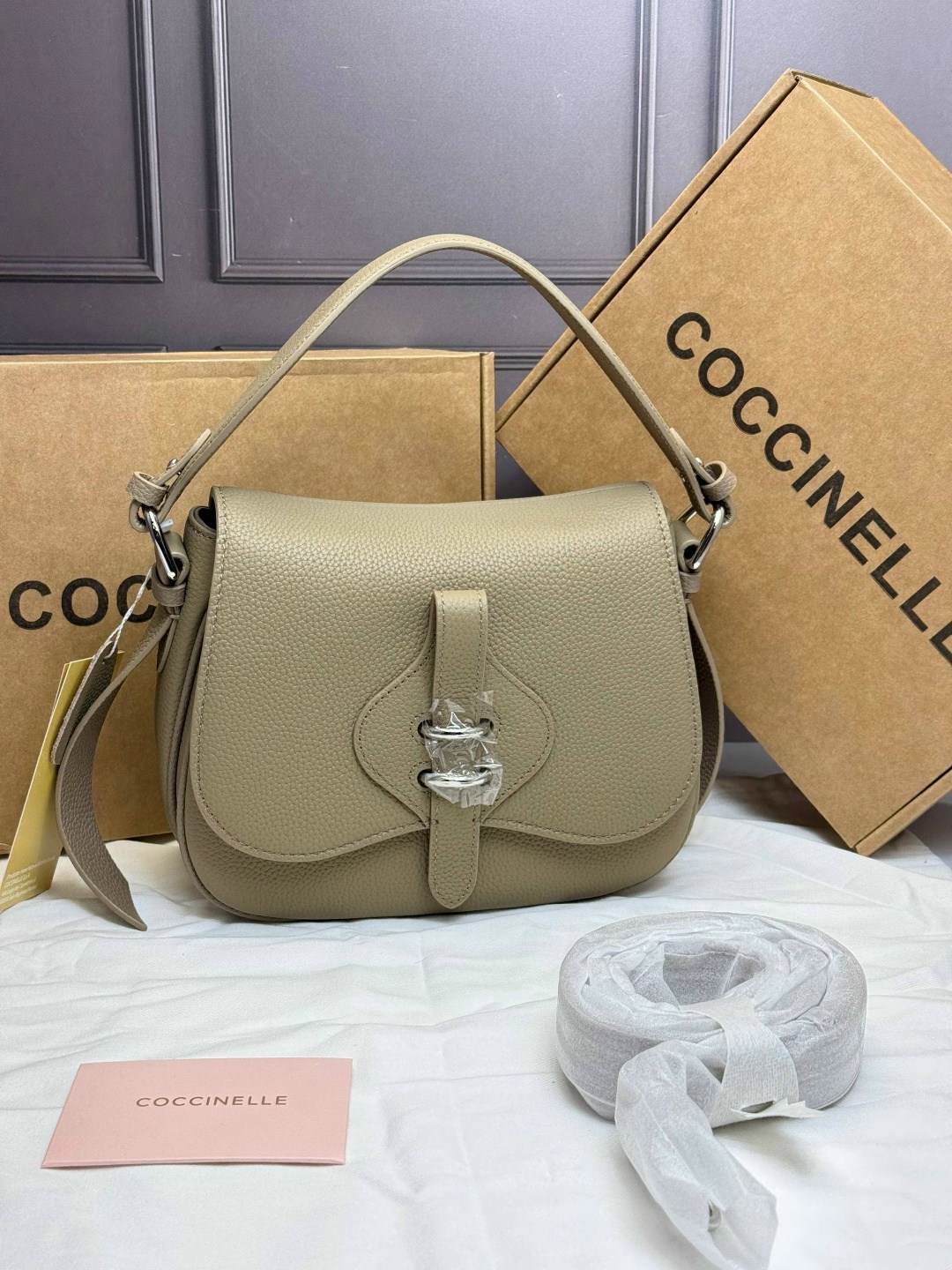 сумка coccinelle,coccinelle сумка на плечо кросс-боди beat soft,coccinelle сумка женская,сумка coccinelle через плечо,сумка женская брендовая