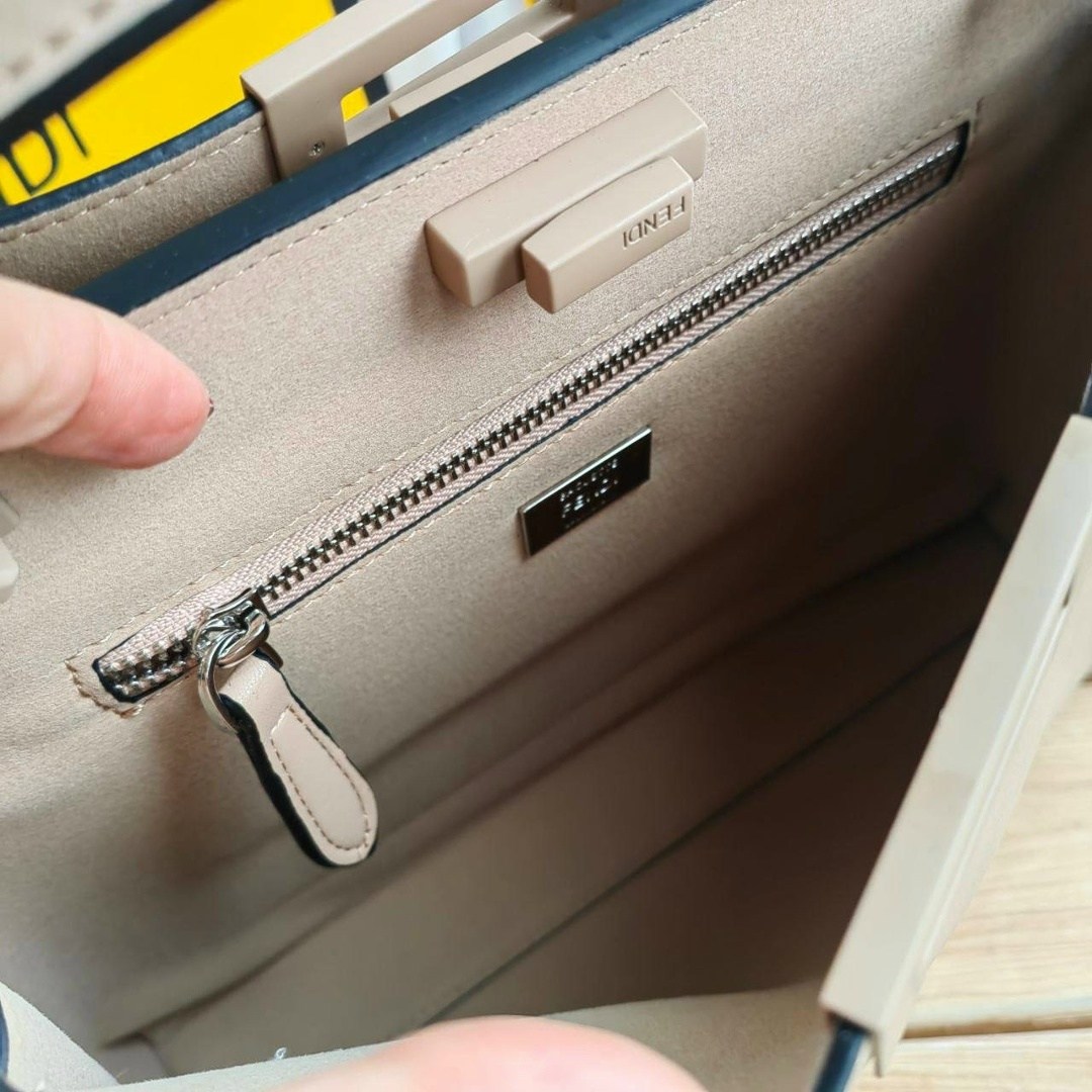 женская сумка fendi,сумка fendi peekaboo,сумка фенди люкс,cумка fendi,сумка фенди