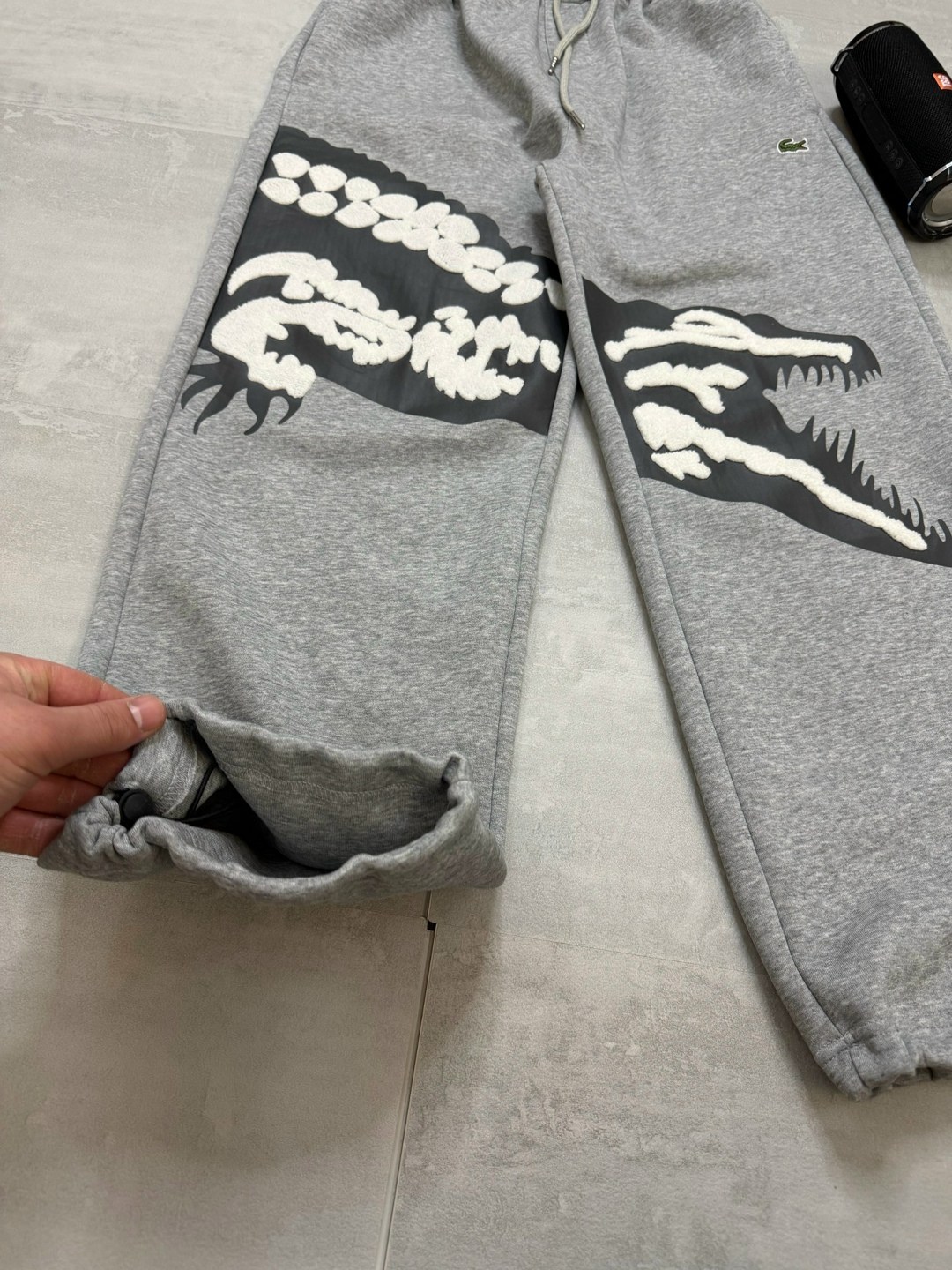 мужские спортивные брюки lacoste серые,спортивные штаны,джоггеры штаны спортивные,брюки для мужчин,мужские спортивные штаны
