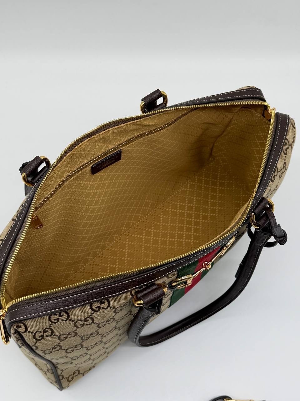 сумки гуччи,gucci сумка,сумка гуччи оригинал,гуччи сумка женская,дорожная сумка гуччи