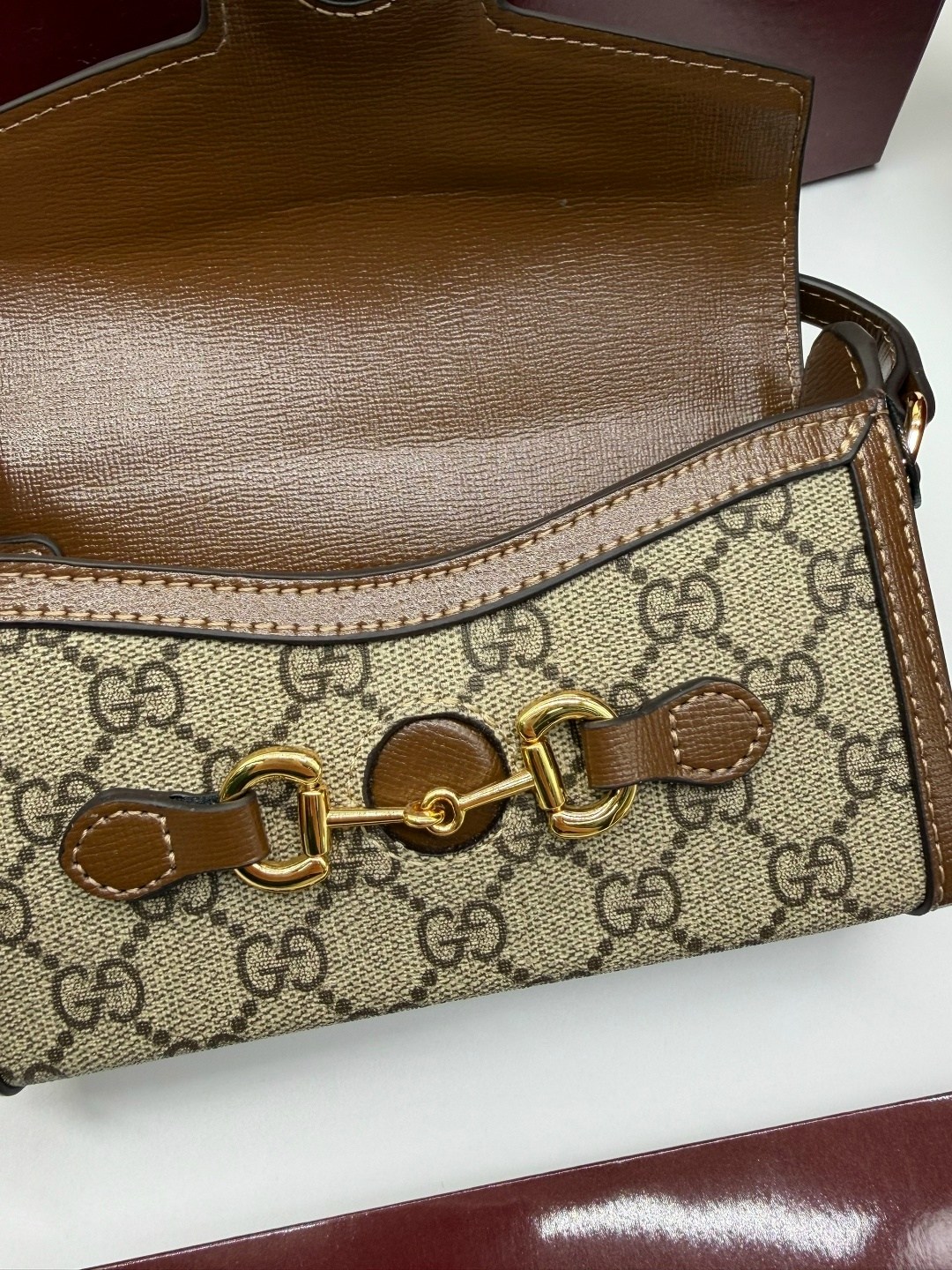 сумка gucci,женская сумка gucci,сумочка кросс боди гуччи,сумочка гуччи,gucci сумка на плечо