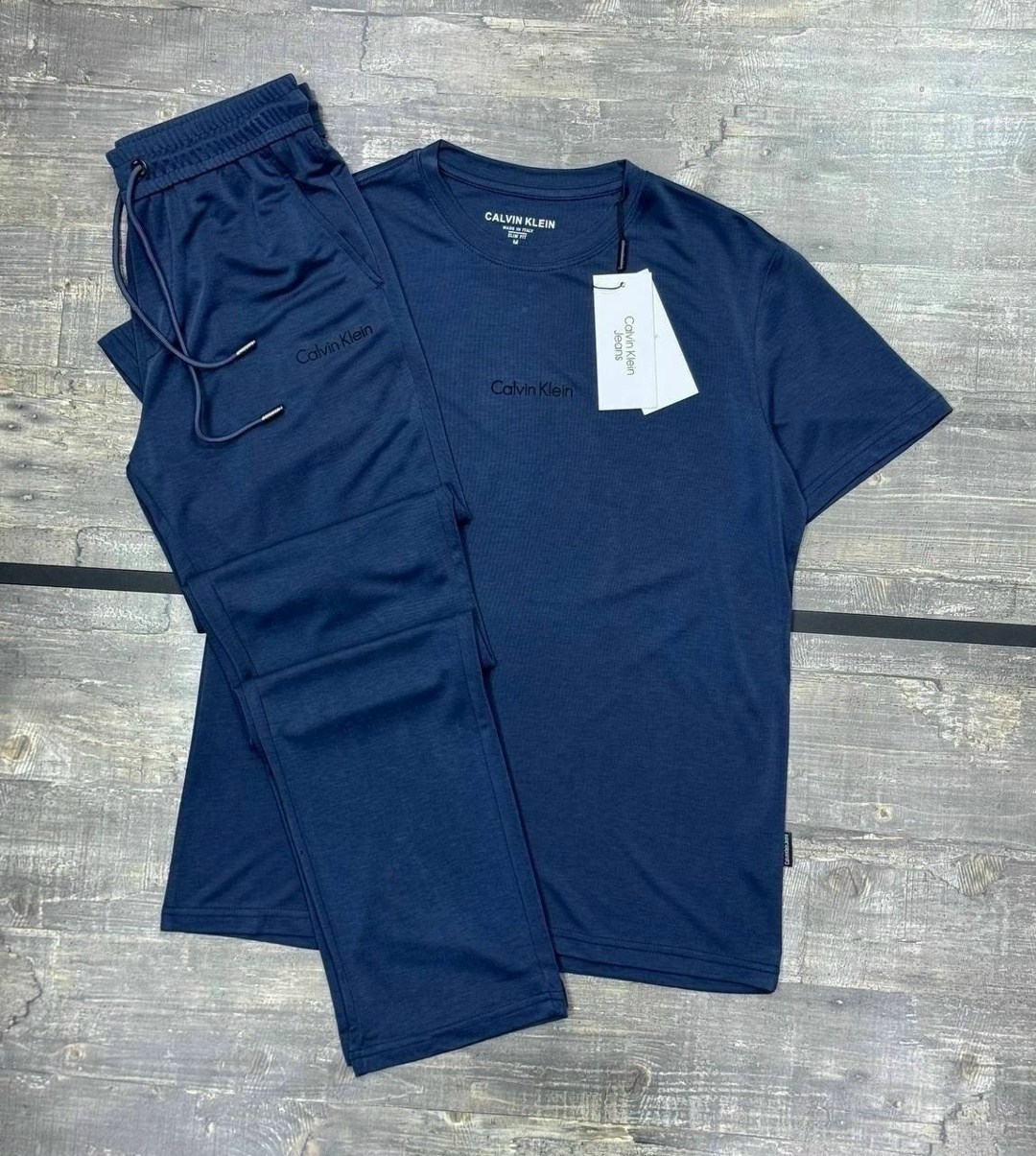 спортивный костюм calvin klein,повседневный костюм,мужская мода,костюм мужской,костюм мужской спортивный
