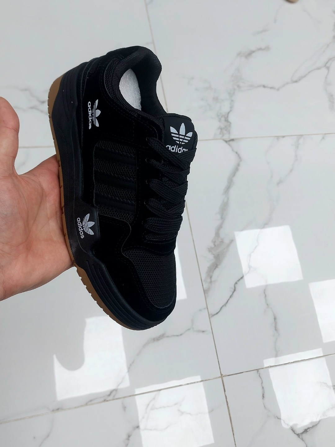 кроссовки женские adidas,кроссовки женскиe,,кроссовки adidas,кроссовки для женщин