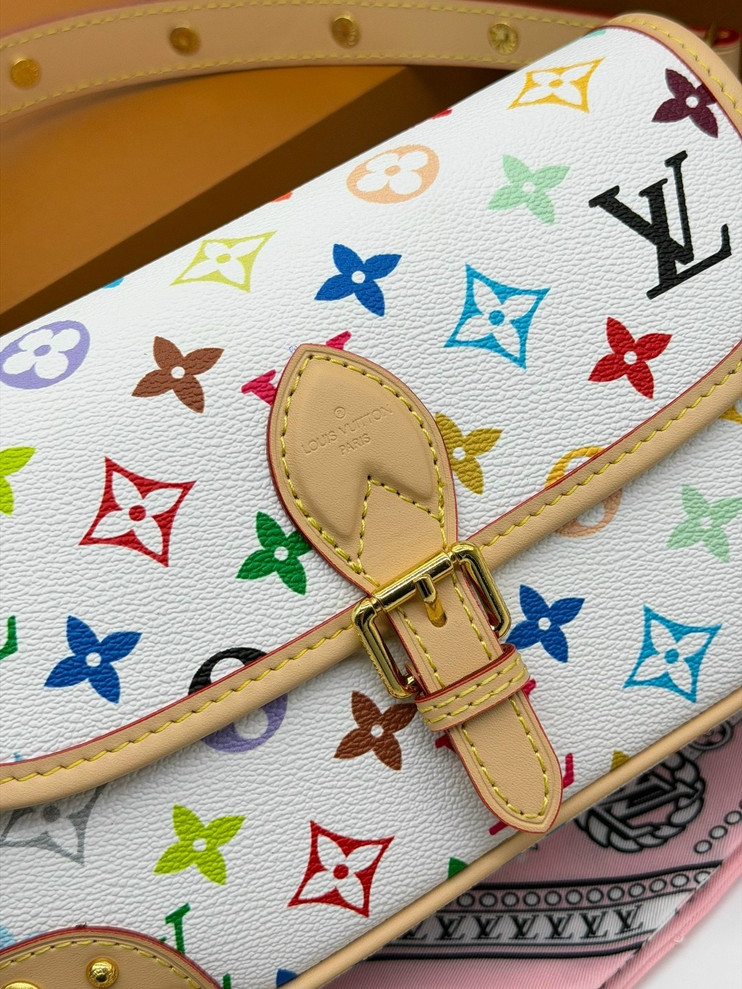сумка louis vuitton,сумка луи виттон белая,louis vuitton сумка на плечо,сумка луи виттон маленькая,сумка женская louis vuitton натуральная кожа