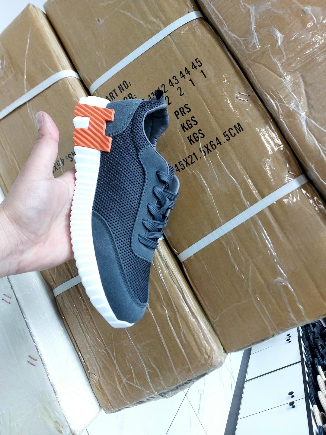 кроссовки мужские hermes,кроссовки hermes,мужские кроссовки,кроссовка мужской,